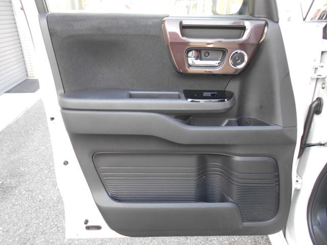 N-BOXカスタム G・Lホンダセンシング カロッツェリアナビTV リアモニター LEDヘッドライト lEDフォグ 外16AW 両側パワスラ 黒レザー調シートカバー 前後ドラレコ ETC バックカメラ リアサイドブラインド 室内LED灯(40枚目)