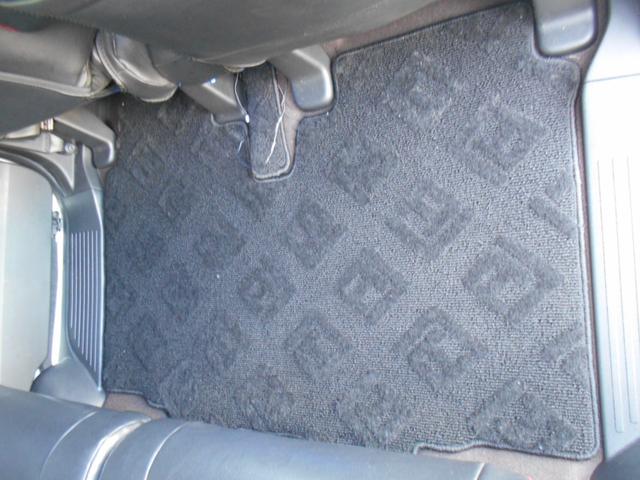 N-BOXカスタム G・Lホンダセンシング カロッツェリアナビTV リアモニター LEDヘッドライト lEDフォグ 外16AW 両側パワスラ 黒レザー調シートカバー 前後ドラレコ ETC バックカメラ リアサイドブラインド 室内LED灯(46枚目)