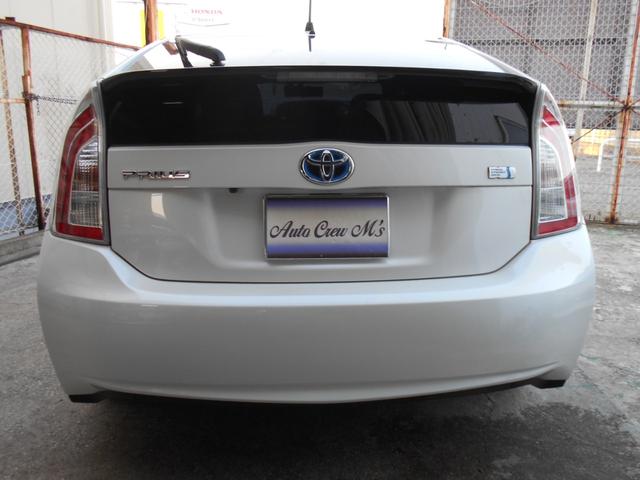 プリウス Ｓツーリングセレクション　カロッツェリアサイバー８型ナビＴＶ　ＬＥＤヘッドライト　ＬＥＤフォグ　黒レザー調シートカバー　純正１７ＡＷ　ビルトインＥＴＣ　バックカメラ　ドラレコ　クルーズコントロール　プッシュスタート　トノカバー（3枚目）