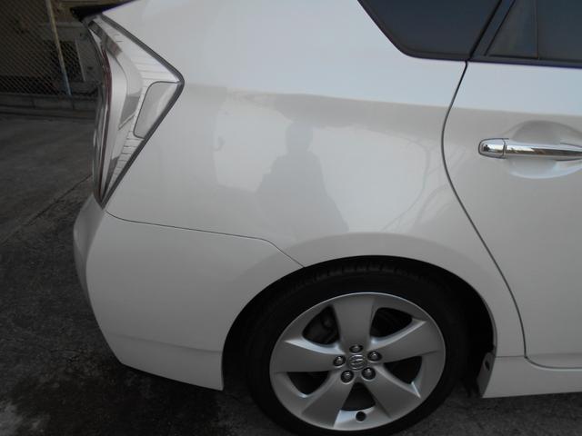 プリウス Ｓツーリングセレクション　カロッツェリアサイバー８型ナビＴＶ　ＬＥＤヘッドライト　ＬＥＤフォグ　黒レザー調シートカバー　純正１７ＡＷ　ビルトインＥＴＣ　バックカメラ　ドラレコ　クルーズコントロール　プッシュスタート　トノカバー（49枚目）