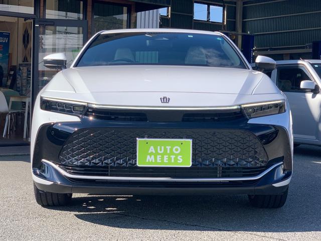 クラウンクロスオーバー ＲＳアドバンスド　全国１年間保証　純正ナビ　ＥＴＣ２．０　トヨタセーフティセンス　４ＷＤ　レザーシート　パノラミックビューモニター　２１インチアルミ　パドルシフト　シートヒーター　ＰＷゲート　アダプティブクルーズ（2枚目）