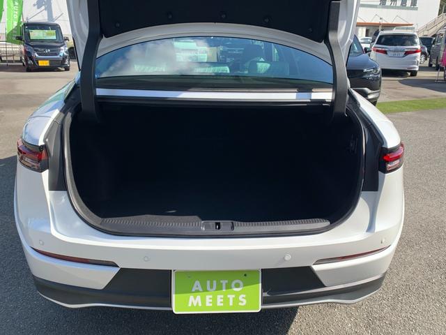 クラウンクロスオーバー ＲＳアドバンスド　全国１年間保証　純正ナビ　ＥＴＣ２．０　トヨタセーフティセンス　４ＷＤ　レザーシート　パノラミックビューモニター　２１インチアルミ　パドルシフト　シートヒーター　ＰＷゲート　アダプティブクルーズ（10枚目）