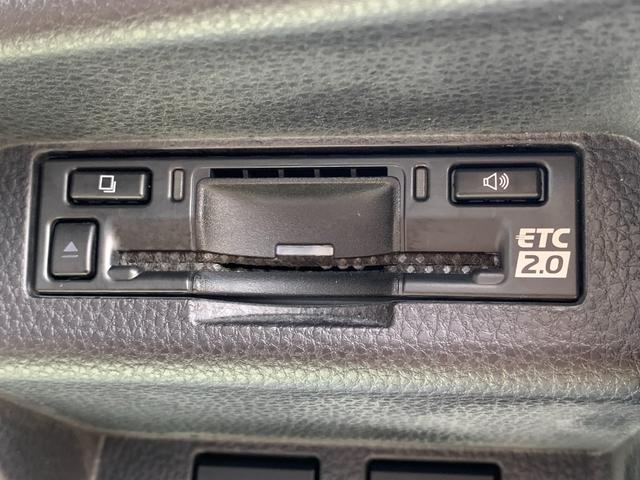 クラウンクロスオーバー ＲＳアドバンスド　全国１年間保証　純正ナビ　ＥＴＣ２．０　トヨタセーフティセンス　４ＷＤ　レザーシート　パノラミックビューモニター　２１インチアルミ　パドルシフト　シートヒーター　ＰＷゲート　アダプティブクルーズ（28枚目）