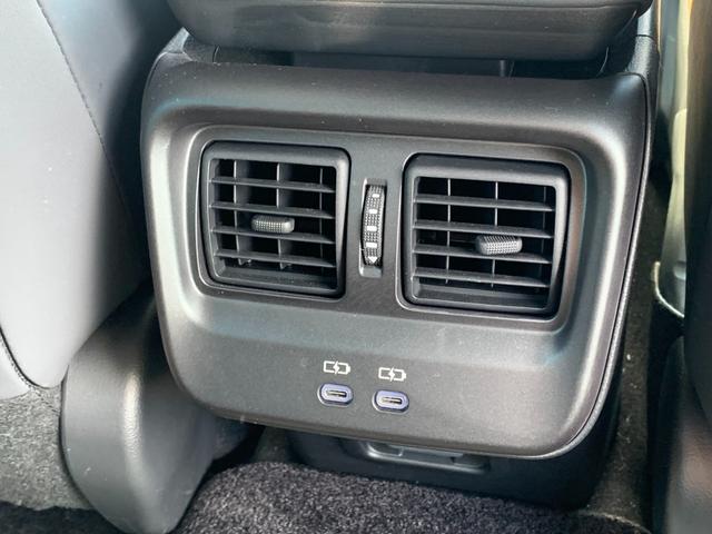 クラウンクロスオーバー ＲＳアドバンスド　全国１年間保証　純正ナビ　ＥＴＣ２．０　トヨタセーフティセンス　４ＷＤ　レザーシート　パノラミックビューモニター　２１インチアルミ　パドルシフト　シートヒーター　ＰＷゲート　アダプティブクルーズ（33枚目）