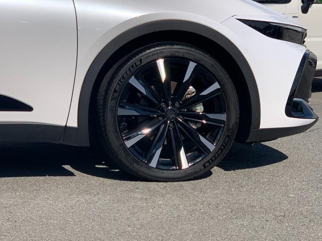 クラウンクロスオーバー ＲＳアドバンスド　全国１年間保証　純正ナビ　ＥＴＣ２．０　トヨタセーフティセンス　４ＷＤ　レザーシート　パノラミックビューモニター　２１インチアルミ　パドルシフト　シートヒーター　ＰＷゲート　アダプティブクルーズ（39枚目）