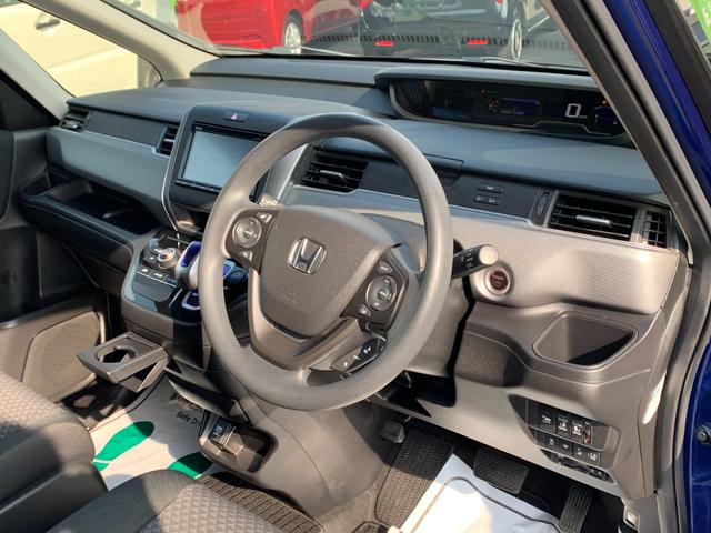 フリード＋ハイブリッド ハイブリッドＧ・ホンダセンシング　全国１年間保証　ホンダセンシング　ナビ　ＥＴＣ　Ｂカメラ　ドラレコ　両側ＰＳドア　Ｃパッケージ　ＬＥＤヘッドライト　レーダークルーズ　キーフリー　オートエアコン（13枚目）
