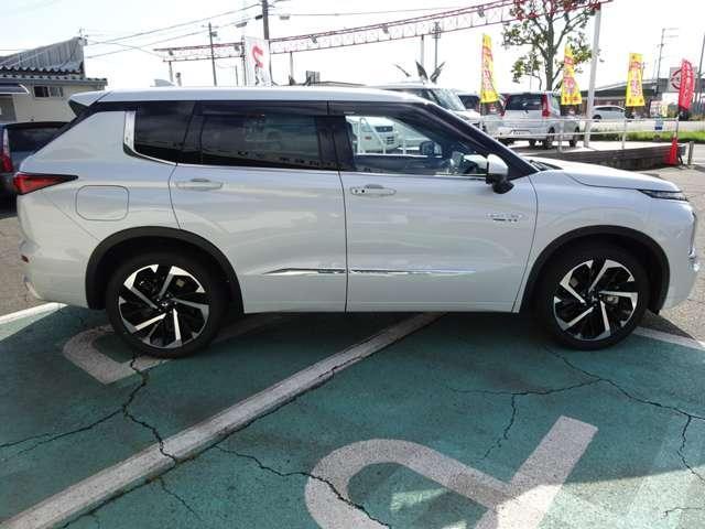 三菱 アウトランダーＰＨＥＶ