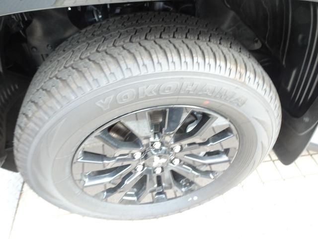 トライトン ＧＳＲ　９インチスマホ連携ナビ　ＬＥＤヘッドライト　レザーシート　運転席パワーシート　ルーフレール　１８インチアルミホイール　フロントバンパーガーニッシュ　スタイリングバー　スーパーセレクト４ＷＤ－ＩＩ（52枚目）