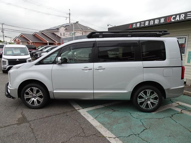 デリカＤ：５ Ｐ　ＵＣＡＲ三木カスタム車　電動サイドステップ　ＧＯＱＢＵＴＯ－ＲＩＩＩ　ＢＵＳＴＥＲＳ　純正１０型ナビ　ドライブレコーダー　ＥＴＣ　アラウンドモニター　両側電動スライドドア（25枚目）