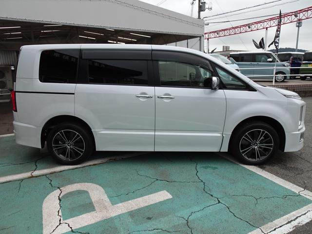 デリカＤ：５ アーバンギア　Ｇ　パワーパッケージ　アルパインＢＩＧ－Ｘ　ドライブレコーダー　ＥＴＣ　電動サイドステップ　後側方車両検知警報システム　両側電動スライドドア　電動テールゲート　クルーズコントロール　パドルシフト　シートヒーター（21枚目）