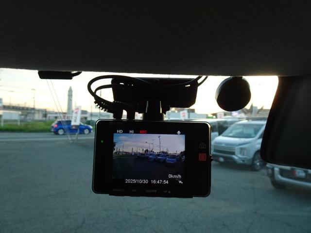 ｅＫスペースカスタム カスタムＴ　セーフティプラスエディション　７インチメモリーナビ　ＥＴＣ　前後ドライブレコーダー　両側電動スライドドア　運転席シートヒーター　マルチアラウンドカメラ　ロールサンシェード　スマートキー（10枚目）