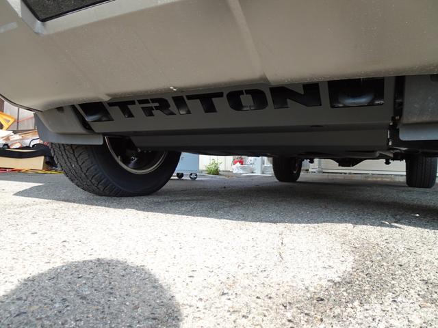 トライトン GSR キャノピー トライトンパッケージ パワーシート メモリーナビ マルチアラウンドモニター クルーズコントロール オートライト スマートキー ベッドライナー アンダーライドプロテクション(7枚目)