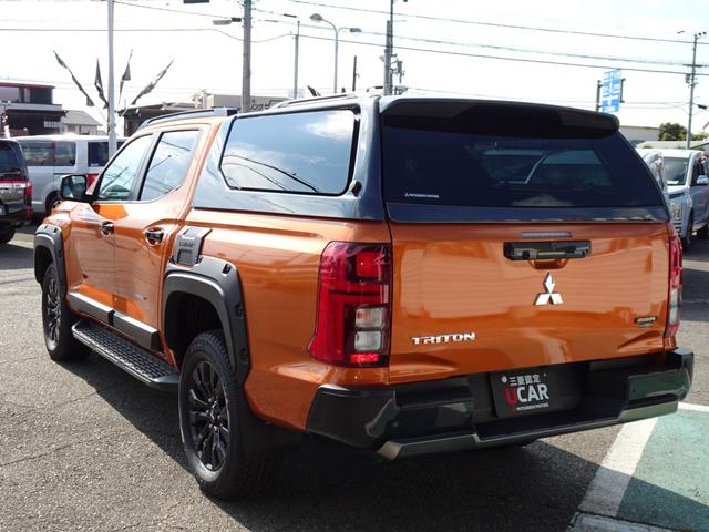 トライトン GSR キャノピー トライトンパッケージ パワーシート メモリーナビ マルチアラウンドモニター クルーズコントロール オートライト スマートキー ベッドライナー アンダーライドプロテクション(17枚目)