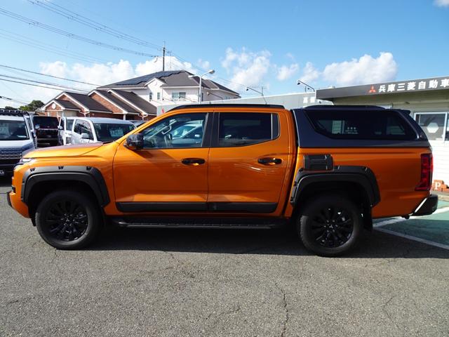 トライトン GSR キャノピー トライトンパッケージ パワーシート メモリーナビ マルチアラウンドモニター クルーズコントロール オートライト スマートキー ベッドライナー アンダーライドプロテクション(18枚目)