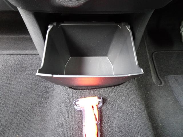 ｅＫワゴン Ｍ　メモリーナビ　バックカメラ　ドライブレコーダー　バックカメラ　衝突被害軽減ブレーキ　ＥＴＣ　シートヒーター　ベンチシート　シートカバー　オートライト　オートマチックハイビーム　キーレスキー（19枚目）