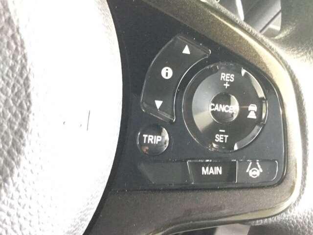 G・Lホンダセンシング ワンオーナー 7インチナビ/Bluetooth・DVD再生・フルセグ対応/ 片側電動スライドドア 衝突軽減ブレーキ(車線認識) クルーズコントロール(7枚目)