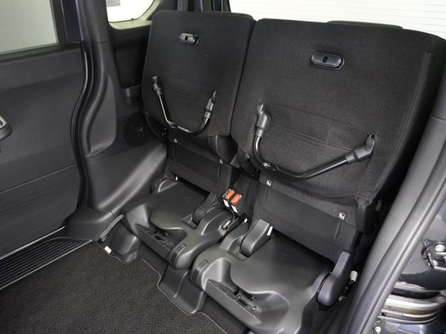 ◆チップアップ＆ダイブダウン機構付リアシート◆倒して、はね上げて。変化するシートで空間を乗る人に合わせて有効に使えます！