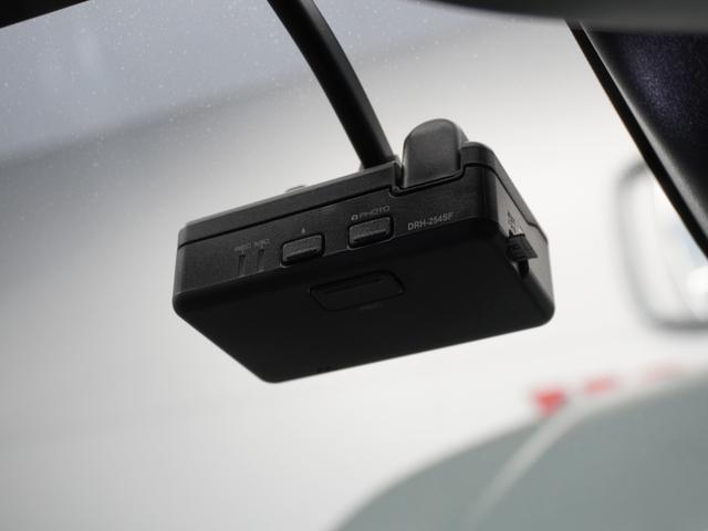 ヴェゼル ｅ：ＨＥＶＺ・ＰＬａＹパッケージ　当社デモカー純正ナビ／Ｂｌｕｅｔｏｏｔｈ・ラジオ／衝突軽減ブレーキ（車線認識）フロントドラレコＬＥＤヘッドライトクルーズコントロール２年保証（5枚目）