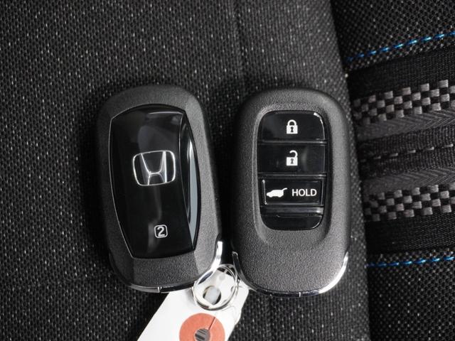 ヴェゼル ｅ：ＨＥＶＺ・ＰＬａＹパッケージ　当社デモカー純正ナビ／Ｂｌｕｅｔｏｏｔｈ・ラジオ／衝突軽減ブレーキ（車線認識）フロントドラレコＬＥＤヘッドライトクルーズコントロール２年保証（24枚目）