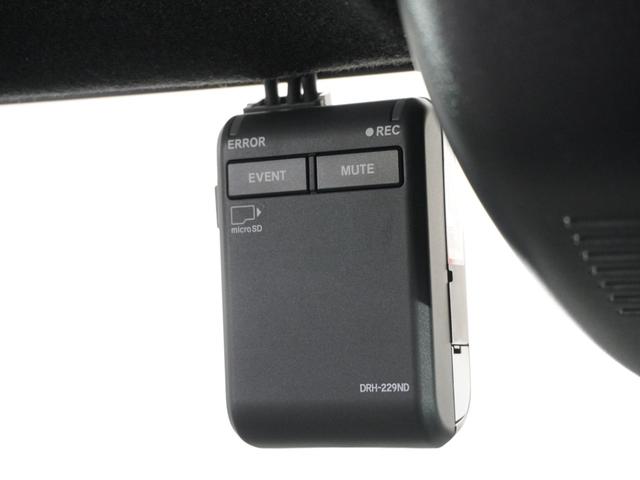 N-BOXカスタム ターボ 当社試乗車純正ナビ/Bluetooth・ラジオ/衝突軽減ブレーキ(車線認識)両側電動スライドドアスマートキークルーズコントロールフロントドライブレコーダー2年保証(4枚目)