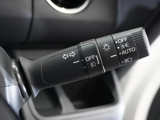 ���I�[�g���C�g���w�b�h���C�g�́A�I�[�g���C�g�t���I�g���l���ł����삪�s�v�ň��S�ɉ^�]�ł��܂�