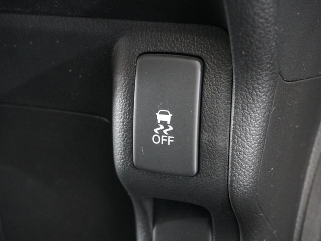 ���u�r�`��������h�~���u����������Ă��܂��B�R�[�i�[�����O���̉����ׂ��}����@�\�ƁA�ԗ��̋}���ȋ����ω���}����@�\�ŁA���肵�����s���������Ă��܂��B�^�]�Ɉ��S�Ƃ�Ƃ肪�o���܂��B