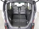 リアシートを使用しない時は倒せば更に広々ラゲッジスペースの出来上がりです、たくさんの荷物が積み込み可能です！