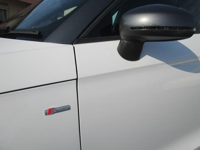 Ａ１ アーバンレーサーリミテッド　アーバンレーサーリミテッド　１５０台限定車　純正エアロパーツ＆専用１８インチアルミホイール　純正ナビ・地デジ・バックカメラ・ドライブレコーダー　パドルシフト（16枚目）