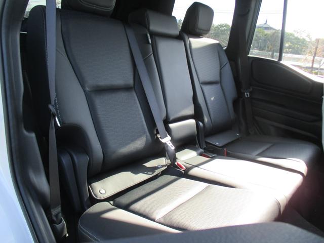 ランドクルーザー２５０ ＶＸ　メーカーオプション　トヨタチームメイト＋ドライバーモニターカメラ＋緊急時操舵支援＋ＦＣＴＡ＋ＬＣＡ　モデリスタプロテクターキット　丸目ヘッドライト　純正ナビ・フルセグ　ＥＴＣ２．０　デジタルミラー（25枚目）