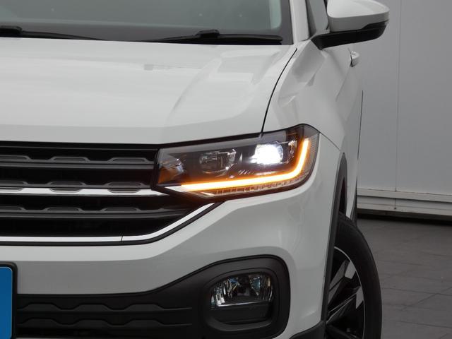 Ｔ－クロス ＴＳＩ　１ｓｔ　認定中古車保証１年付き　衝突軽減ブレーキ　ＡＣＣ　ＬＥＤヘッドライト　サイドアシスト　純正ナビ　リアビューカメラ　前後パーキングセンサー　パークアシスト　ＴＶチューナー　１６インチＡＷ（25枚目）