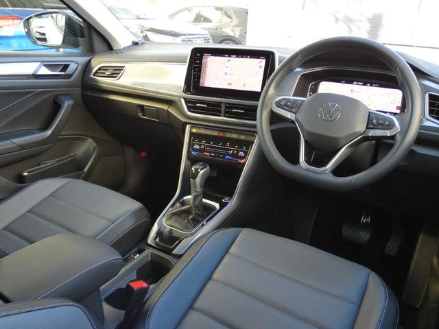 Ｔ－ロック ＴＳＩ　スタイル　認定中古車保証１年付き　衝突軽減ブレーキ　レザーシート　ＩＱ．Ｌｉｇｈｔ　デジタルメーター　トラベルアシスト　リアトラフィックアラート　サイドアシスト　前後パーキングセンサー　ＣａｒＰｌａｙ対応（44枚目）