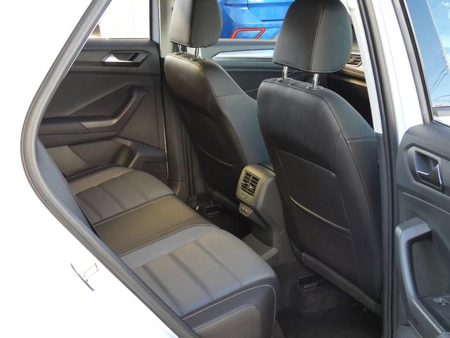 Ｔ－ロック ＴＳＩ　スタイル　認定中古車保証１年付き　衝突軽減ブレーキ　レザーシート　ＩＱ．Ｌｉｇｈｔ　デジタルメーター　トラベルアシスト　リアトラフィックアラート　サイドアシスト　前後パーキングセンサー　ＣａｒＰｌａｙ対応（53枚目）