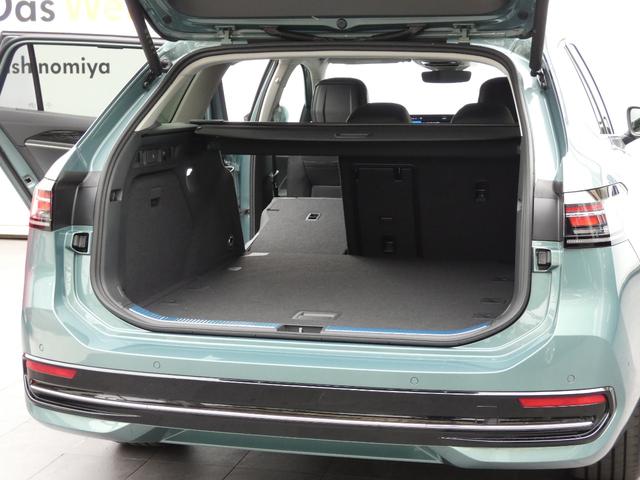 パサート eTSI エレガンス ナビゲーション DCC 元デモカー 全周囲カメラ レザーシート トラベルアシスト サイドアシスト リアトラフィックアラート ワイヤレスチャージング デジタルメーター IQライト ベンチレーション(39枚目)