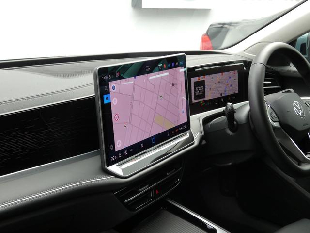 パサート eTSI エレガンス ナビゲーション DCC 元デモカー 全周囲カメラ レザーシート トラベルアシスト サイドアシスト リアトラフィックアラート ワイヤレスチャージング デジタルメーター IQライト ベンチレーション(46枚目)