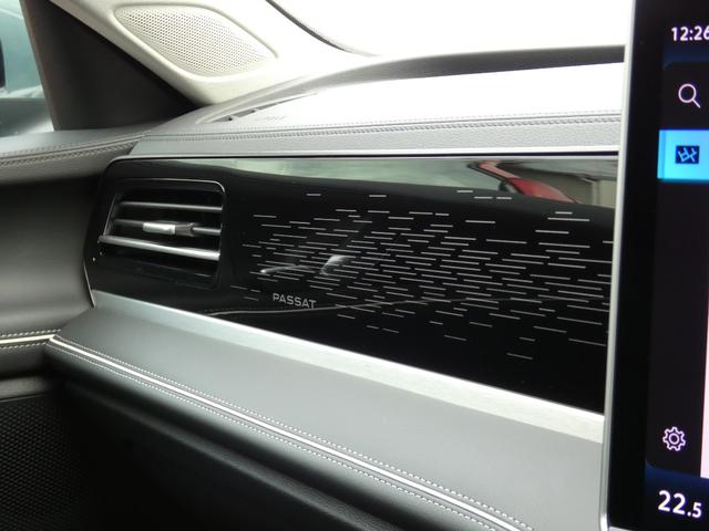 パサート eTSI エレガンス ナビゲーション DCC 元デモカー 全周囲カメラ レザーシート トラベルアシスト サイドアシスト リアトラフィックアラート ワイヤレスチャージング デジタルメーター IQライト ベンチレーション(74枚目)