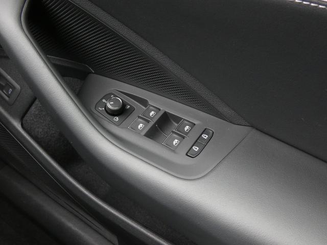 パサート eTSI エレガンス ナビゲーション DCC 元デモカー 全周囲カメラ レザーシート トラベルアシスト サイドアシスト リアトラフィックアラート ワイヤレスチャージング デジタルメーター IQライト ベンチレーション(78枚目)