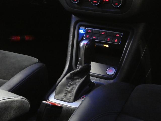 シャラン ＴＤＩ　ハイライン　ディープブラックＰＥ　クリーンディーゼル車　ブラインドスポット　レーンアシスト　リアトラフィックアラート　シートヒーター　純正ナビ　ＴＶチューナー　Ｂｌｕｅｔｏｏｔｈ接続　キセノンヘッドライト　ＥＴＣ（12枚目）