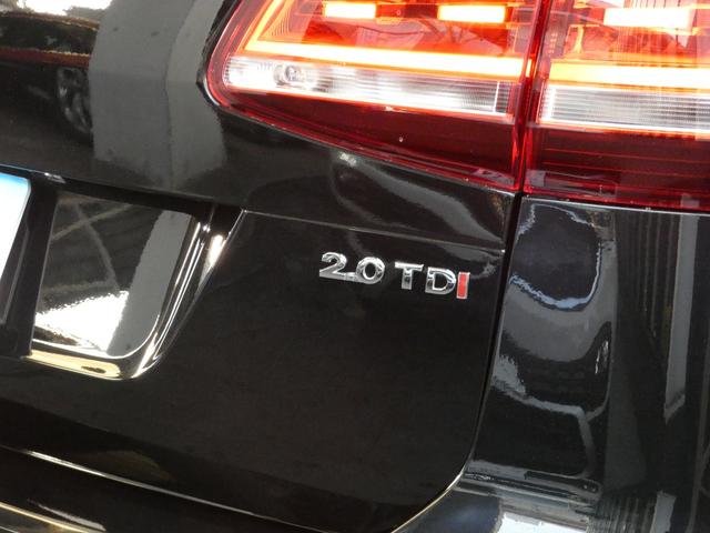 シャラン ＴＤＩ　ハイライン　ディープブラックＰＥ　クリーンディーゼル車　ブラインドスポット　レーンアシスト　リアトラフィックアラート　シートヒーター　純正ナビ　ＴＶチューナー　Ｂｌｕｅｔｏｏｔｈ接続　キセノンヘッドライト　ＥＴＣ（30枚目）