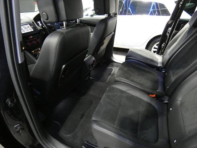 シャラン ＴＤＩ　ハイライン　ディープブラックＰＥ　クリーンディーゼル車　ブラインドスポット　レーンアシスト　リアトラフィックアラート　シートヒーター　純正ナビ　ＴＶチューナー　Ｂｌｕｅｔｏｏｔｈ接続　キセノンヘッドライト　ＥＴＣ（57枚目）