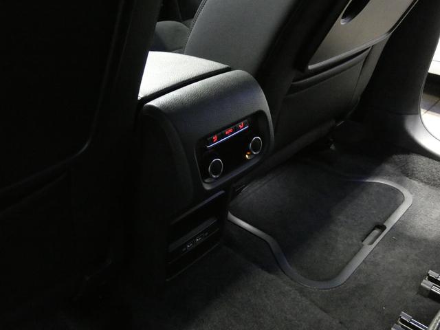 シャラン ＴＤＩ　ハイライン　ディープブラックＰＥ　クリーンディーゼル車　ブラインドスポット　レーンアシスト　リアトラフィックアラート　シートヒーター　純正ナビ　ＴＶチューナー　Ｂｌｕｅｔｏｏｔｈ接続　キセノンヘッドライト　ＥＴＣ（58枚目）