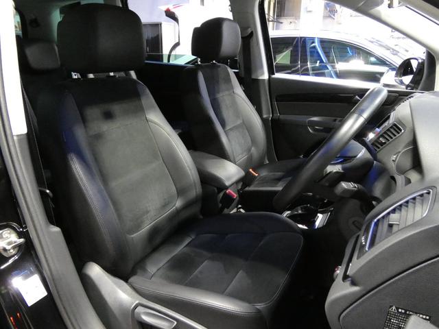 シャラン ＴＤＩ　ハイライン　ディープブラックＰＥ　クリーンディーゼル車　ブラインドスポット　レーンアシスト　リアトラフィックアラート　シートヒーター　純正ナビ　ＴＶチューナー　Ｂｌｕｅｔｏｏｔｈ接続　キセノンヘッドライト　ＥＴＣ（63枚目）