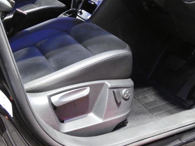 シャラン ＴＤＩ　ハイライン　ディープブラックＰＥ　クリーンディーゼル車　ブラインドスポット　レーンアシスト　リアトラフィックアラート　シートヒーター　純正ナビ　ＴＶチューナー　Ｂｌｕｅｔｏｏｔｈ接続　キセノンヘッドライト　ＥＴＣ（66枚目）