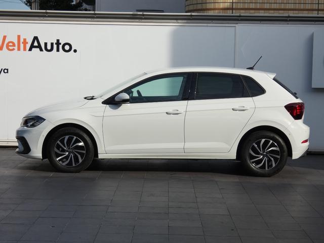 ポロ TSIアクティブ 認定中古車保証1年付き 衝突軽減ブレーキ トラベルアシスト LEDヘッドライト パークアシスト リアビューカメラ 前後パーキングセンサー Ready2Discover App-Connect 15AW(7枚目)