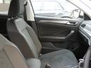 ■フロントシート フロントには運転席・助手席エアバッグ・サイドエアバッグ・カーテンエアバッグ等を標準装備。(ESP)横滑り防止装置&ABS搭載で悪路や雨天時の安全性も高い1台です。