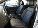 ＴＳＩ　スタイル　認定中古車保証１年付き　衝突軽減ブレーキ　レザーシート　ＩＱ．Ｌｉｇｈｔ　デジタルメーター　トラベルアシスト　リアトラフィックアラート　サイドアシスト　前後パーキングセンサー　ＣａｒＰｌａｙ対応（46枚目）