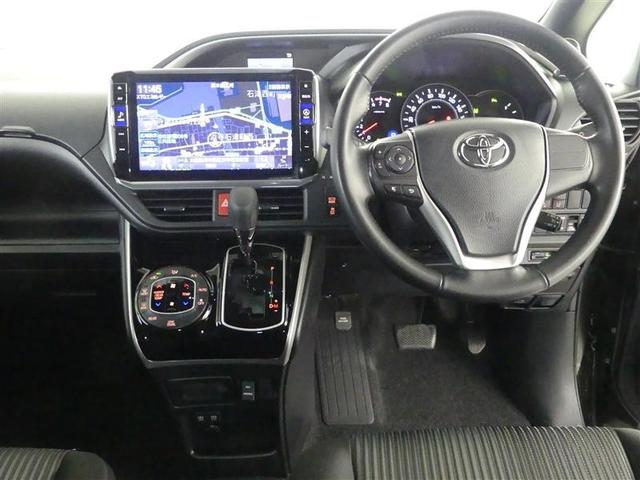 ヴォクシー ＺＳ　煌ＩＩ　フルセグ　メモリーナビ　ＤＶＤ再生　バックカメラ　衝突被害軽減システム　ＥＴＣ　両側電動スライド　ＬＥＤヘッドランプ　ウオークスルー　乗車定員７人　３列シート　フルエアロ　アイドリングストップ（4枚目）