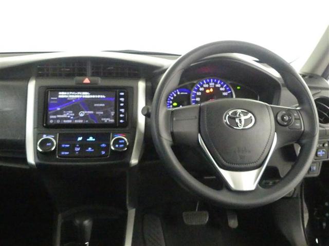 カローラフィールダー ハイブリッド　ＥＸ　フルセグ　メモリーナビ　ＤＶＤ再生　バックカメラ　衝突被害軽減システム　ＥＴＣ　ＬＥＤヘッドランプ　ワンオーナー（4枚目）