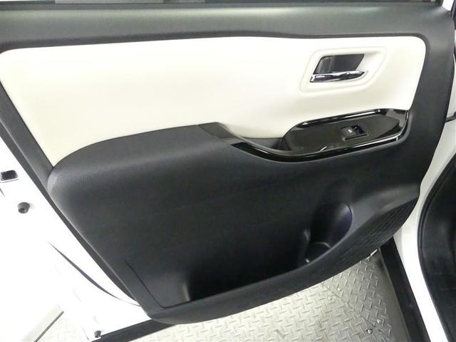 ノア Si ダブルバイビー フルセグ メモリーナビ DVD再生 後席モニター バックカメラ 衝突被害軽減システム ETC 両側電動スライド LEDヘッドランプ ウオークスルー 乗車定員8人 3列シート フルエアロ(34枚目)