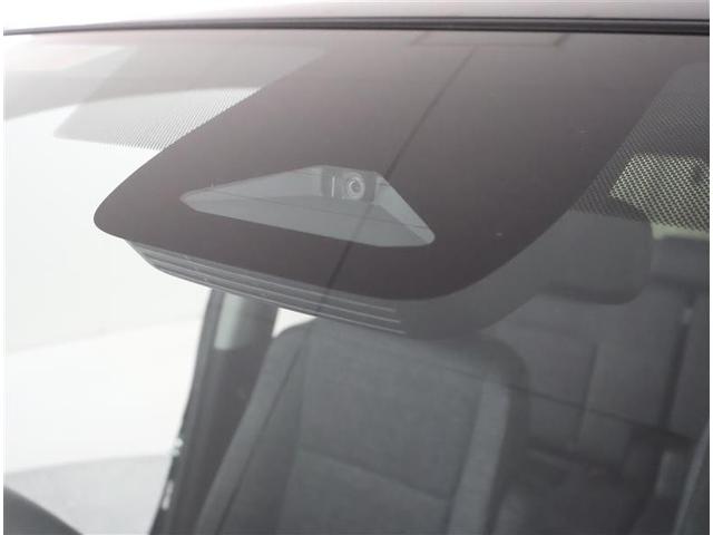 シエンタ ハイブリッドＺ　フルセグ　メモリーナビ　バックカメラ　衝突被害軽減システム　ＥＴＣ　ドラレコ　両側電動スライド　ＬＥＤヘッドランプ　乗車定員７人　３列シート　ワンオーナー（9枚目）