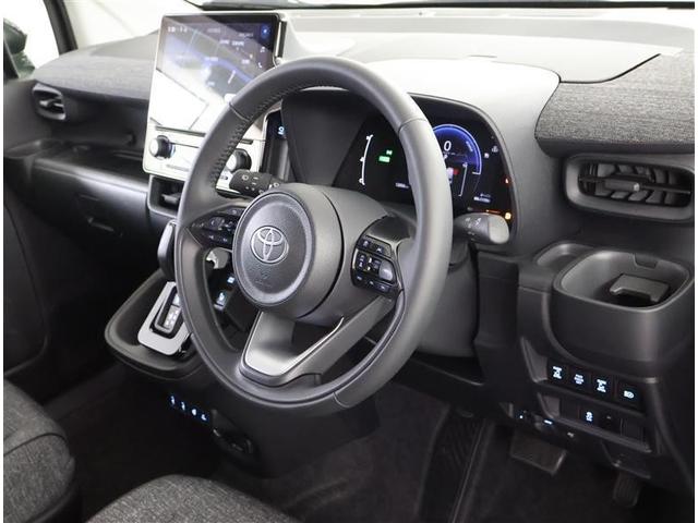 シエンタ ハイブリッドＺ　フルセグ　メモリーナビ　バックカメラ　衝突被害軽減システム　ＥＴＣ　ドラレコ　両側電動スライド　ＬＥＤヘッドランプ　乗車定員７人　３列シート　ワンオーナー（28枚目）